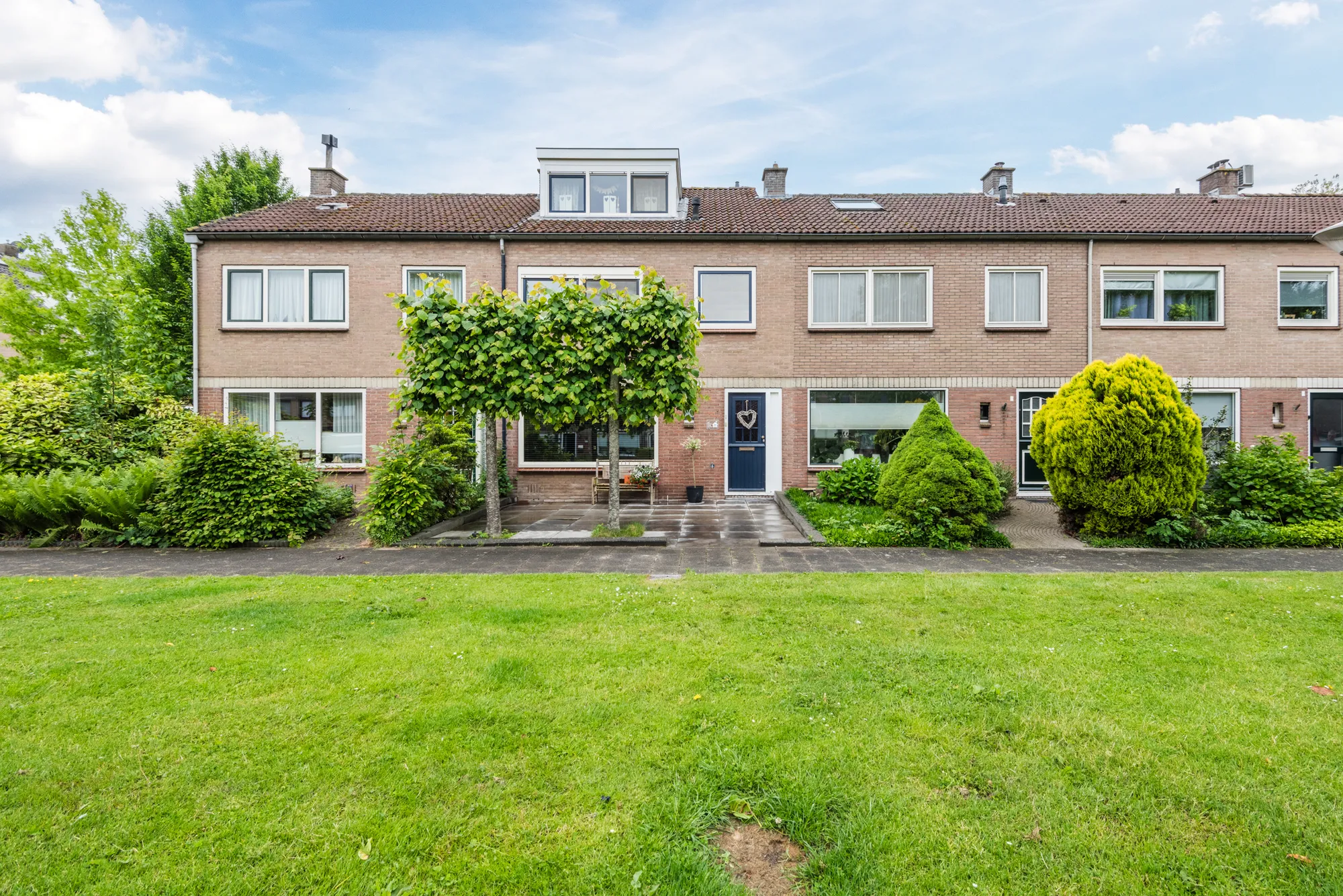 Almareplantsoen 10 Almareplantsoen 10